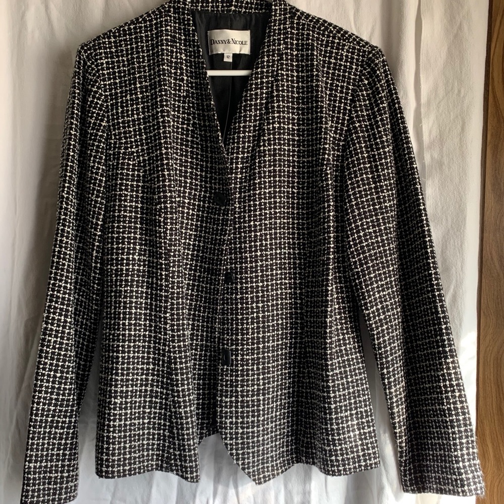 Danny & Nicole checkered blazer
